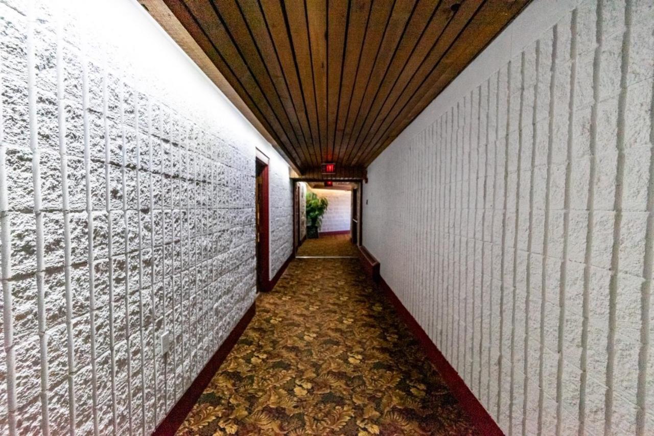 Vegreville Garden Inn Luaran gambar
